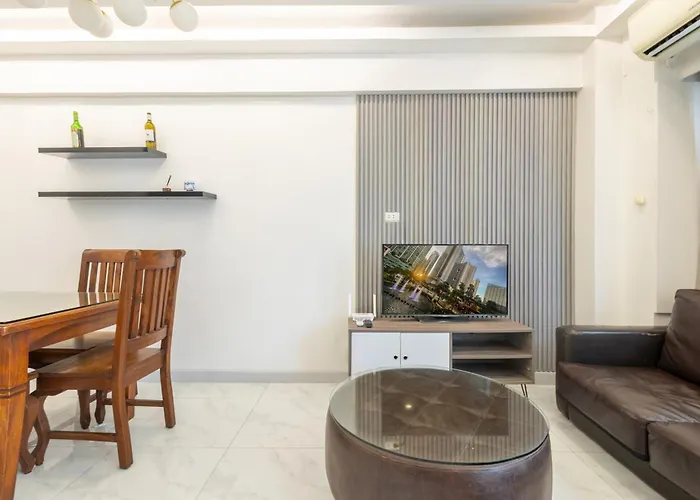 Apartment Forbeswood Heights Bgc Near St Lukes Manila