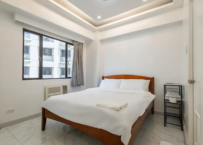 Apartment Forbeswood Heights Bgc Near St Lukes Manila